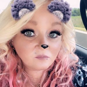 Meet your Posher, Deonna